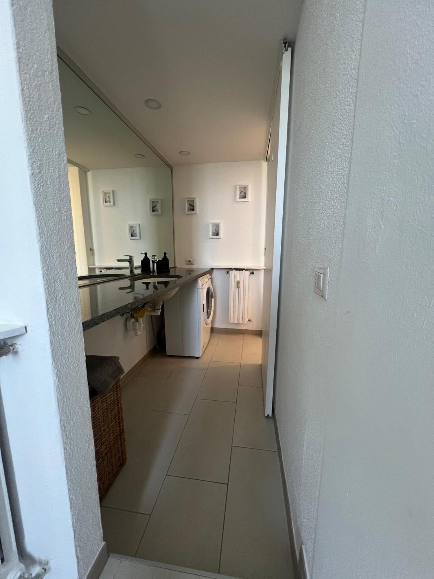 New Apartment With Balcony, Isola Bosco Verticale 米兰 外观 照片